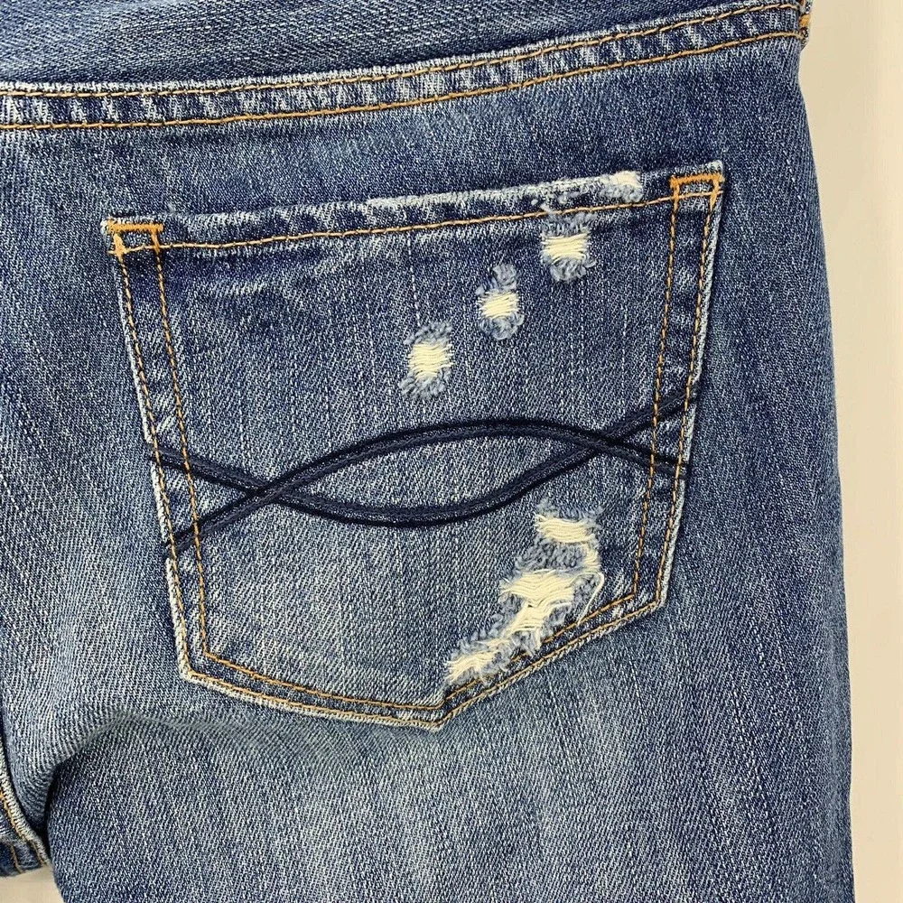 Abercrombie & Fitch Distressed Destroyed Ripped Tapered Jeans Size 4 Medium Wash